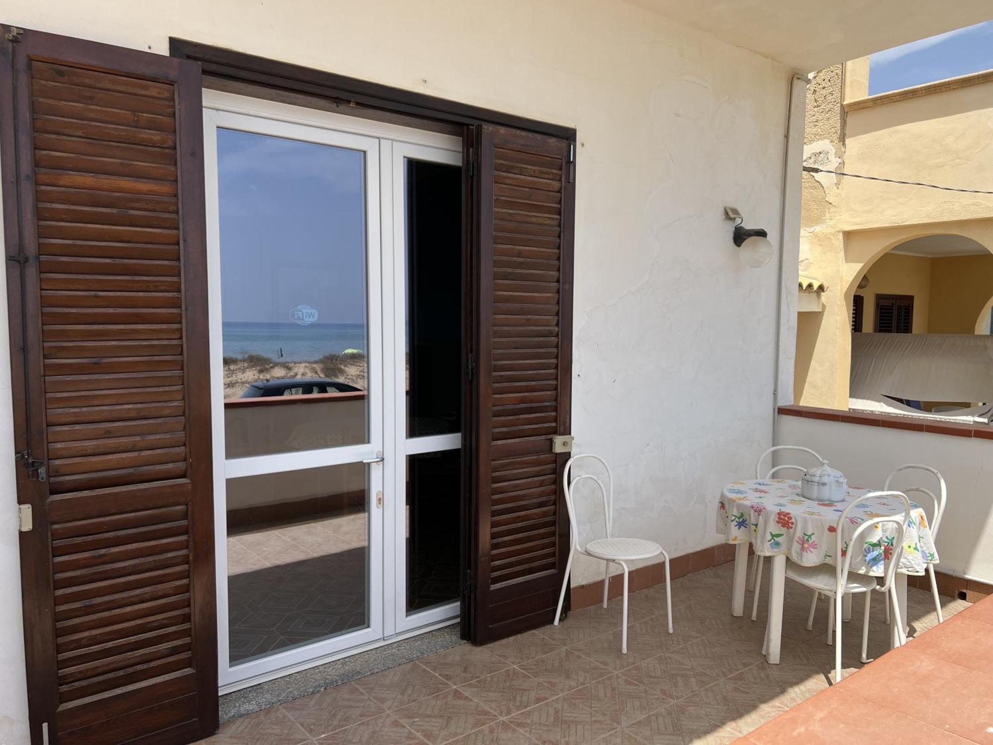 Frontemare Apartman Tre Fontane Kültér fotó